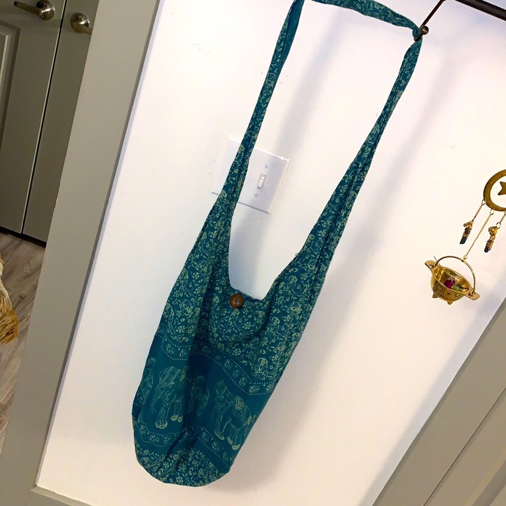 Cross-body hippie bag